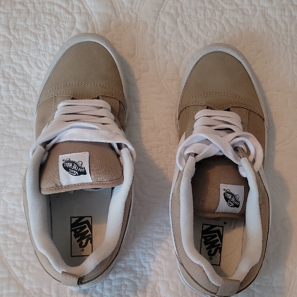Vans Knu Skool